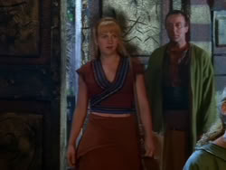 extant_XenaWarriorPrincess_1x13-AthensCityAcademyOfThePerformingBards_2294
