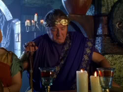 extant_XenaWarriorPrincess_1x13-AthensCityAcademyOfThePerformingBards_2301