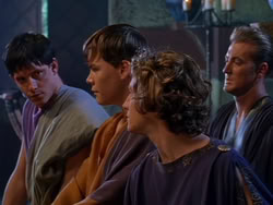 extant_XenaWarriorPrincess_1x13-AthensCityAcademyOfThePerformingBards_2317