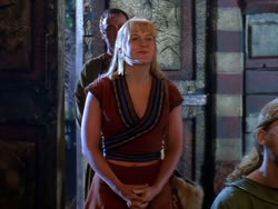 extant_XenaWarriorPrincess_1x13-AthensCityAcademyOfThePerformingBards_2328