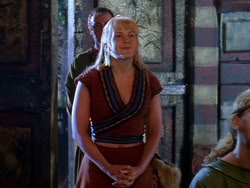 extant_XenaWarriorPrincess_1x13-AthensCityAcademyOfThePerformingBards_2329