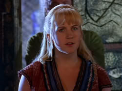 extant_XenaWarriorPrincess_1x13-AthensCityAcademyOfThePerformingBards_2353