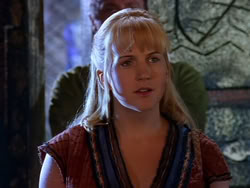 extant_XenaWarriorPrincess_1x13-AthensCityAcademyOfThePerformingBards_2354