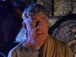 extant_XenaWarriorPrincess_1x13-AthensCityAcademyOfThePerformingBards_2363