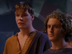 extant_XenaWarriorPrincess_1x13-AthensCityAcademyOfThePerformingBards_2378