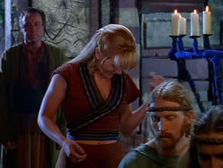 extant_XenaWarriorPrincess_1x13-AthensCityAcademyOfThePerformingBards_2418