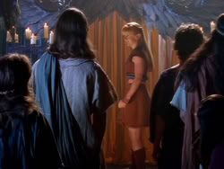extant_XenaWarriorPrincess_1x13-AthensCityAcademyOfThePerformingBards_2429