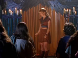 extant_XenaWarriorPrincess_1x13-AthensCityAcademyOfThePerformingBards_2435