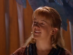 extant_XenaWarriorPrincess_1x13-AthensCityAcademyOfThePerformingBards_2443