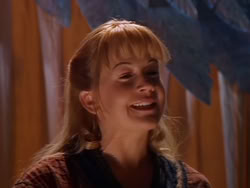 extant_XenaWarriorPrincess_1x13-AthensCityAcademyOfThePerformingBards_2446