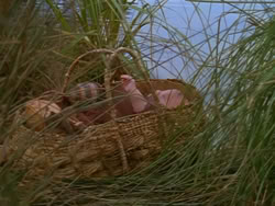extant_XenaWarriorPrincess_1x13-AthensCityAcademyOfThePerformingBards_2455