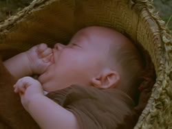 extant_XenaWarriorPrincess_1x13-AthensCityAcademyOfThePerformingBards_2464