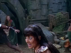 extant_XenaWarriorPrincess_1x13-AthensCityAcademyOfThePerformingBards_2508