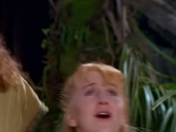 extant_XenaWarriorPrincess_1x13-AthensCityAcademyOfThePerformingBards_2510