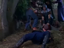 extant_XenaWarriorPrincess_1x13-AthensCityAcademyOfThePerformingBards_2522