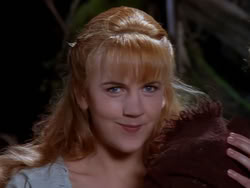 extant_XenaWarriorPrincess_1x13-AthensCityAcademyOfThePerformingBards_2546