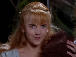 extant_XenaWarriorPrincess_1x13-AthensCityAcademyOfThePerformingBards_2547