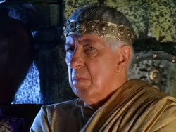 extant_XenaWarriorPrincess_1x13-AthensCityAcademyOfThePerformingBards_2558