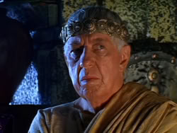 extant_XenaWarriorPrincess_1x13-AthensCityAcademyOfThePerformingBards_2559