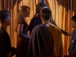 extant_XenaWarriorPrincess_1x13-AthensCityAcademyOfThePerformingBards_2593