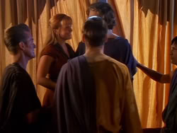 extant_XenaWarriorPrincess_1x13-AthensCityAcademyOfThePerformingBards_2594