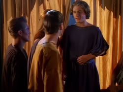 extant_XenaWarriorPrincess_1x13-AthensCityAcademyOfThePerformingBards_2596
