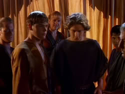 extant_XenaWarriorPrincess_1x13-AthensCityAcademyOfThePerformingBards_2603