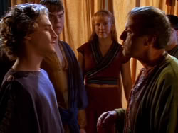 extant_XenaWarriorPrincess_1x13-AthensCityAcademyOfThePerformingBards_2607