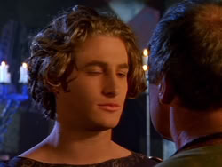 extant_XenaWarriorPrincess_1x13-AthensCityAcademyOfThePerformingBards_2616