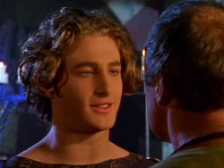 extant_XenaWarriorPrincess_1x13-AthensCityAcademyOfThePerformingBards_2619