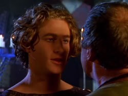 extant_XenaWarriorPrincess_1x13-AthensCityAcademyOfThePerformingBards_2622