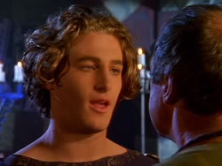 extant_XenaWarriorPrincess_1x13-AthensCityAcademyOfThePerformingBards_2627