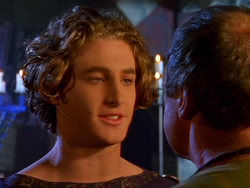 extant_XenaWarriorPrincess_1x13-AthensCityAcademyOfThePerformingBards_2629