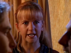 extant_XenaWarriorPrincess_1x13-AthensCityAcademyOfThePerformingBards_2639