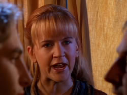 extant_XenaWarriorPrincess_1x13-AthensCityAcademyOfThePerformingBards_2640