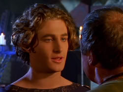 extant_XenaWarriorPrincess_1x13-AthensCityAcademyOfThePerformingBards_2656