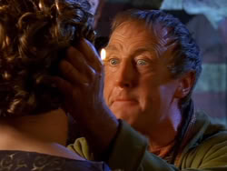 extant_XenaWarriorPrincess_1x13-AthensCityAcademyOfThePerformingBards_2658