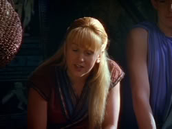 extant_XenaWarriorPrincess_1x13-AthensCityAcademyOfThePerformingBards_2735