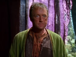 extant_XenaWarriorPrincess_1x13-AthensCityAcademyOfThePerformingBards_2762