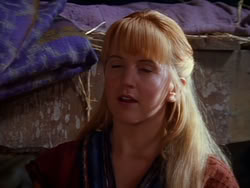 extant_XenaWarriorPrincess_1x13-AthensCityAcademyOfThePerformingBards_2771