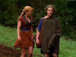 extant_XenaWarriorPrincess_1x13-AthensCityAcademyOfThePerformingBards_2789