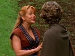 extant_XenaWarriorPrincess_1x13-AthensCityAcademyOfThePerformingBards_2822