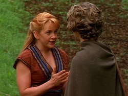 extant_XenaWarriorPrincess_1x13-AthensCityAcademyOfThePerformingBards_2830