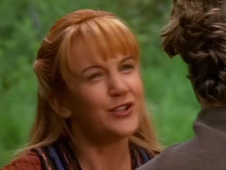 extant_XenaWarriorPrincess_1x13-AthensCityAcademyOfThePerformingBards_2844