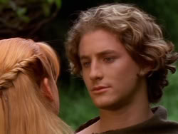 extant_XenaWarriorPrincess_1x13-AthensCityAcademyOfThePerformingBards_2860