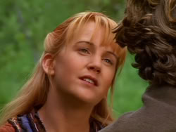 extant_XenaWarriorPrincess_1x13-AthensCityAcademyOfThePerformingBards_2862
