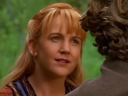 extant_XenaWarriorPrincess_1x13-AthensCityAcademyOfThePerformingBards_2864