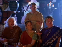 extant_XenaWarriorPrincess_1x13-AthensCityAcademyOfThePerformingBards_2896
