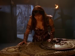 extant_XenaWarriorPrincess_1x13-AthensCityAcademyOfThePerformingBards_2922