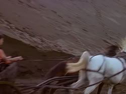 extant_XenaWarriorPrincess_1x13-AthensCityAcademyOfThePerformingBards_2961